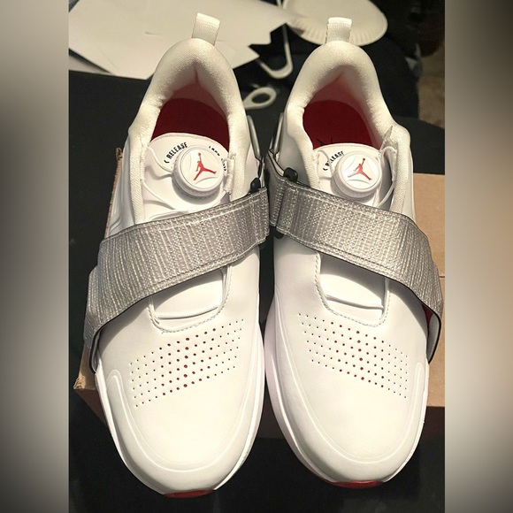 Mens size 8 Nike Air Jordan Air Rev Golf Shoes FV6338-100 - Picture 6 of 6